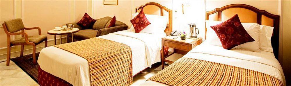 Regent Hotel Andheri Βομβάη Εξωτερικό φωτογραφία